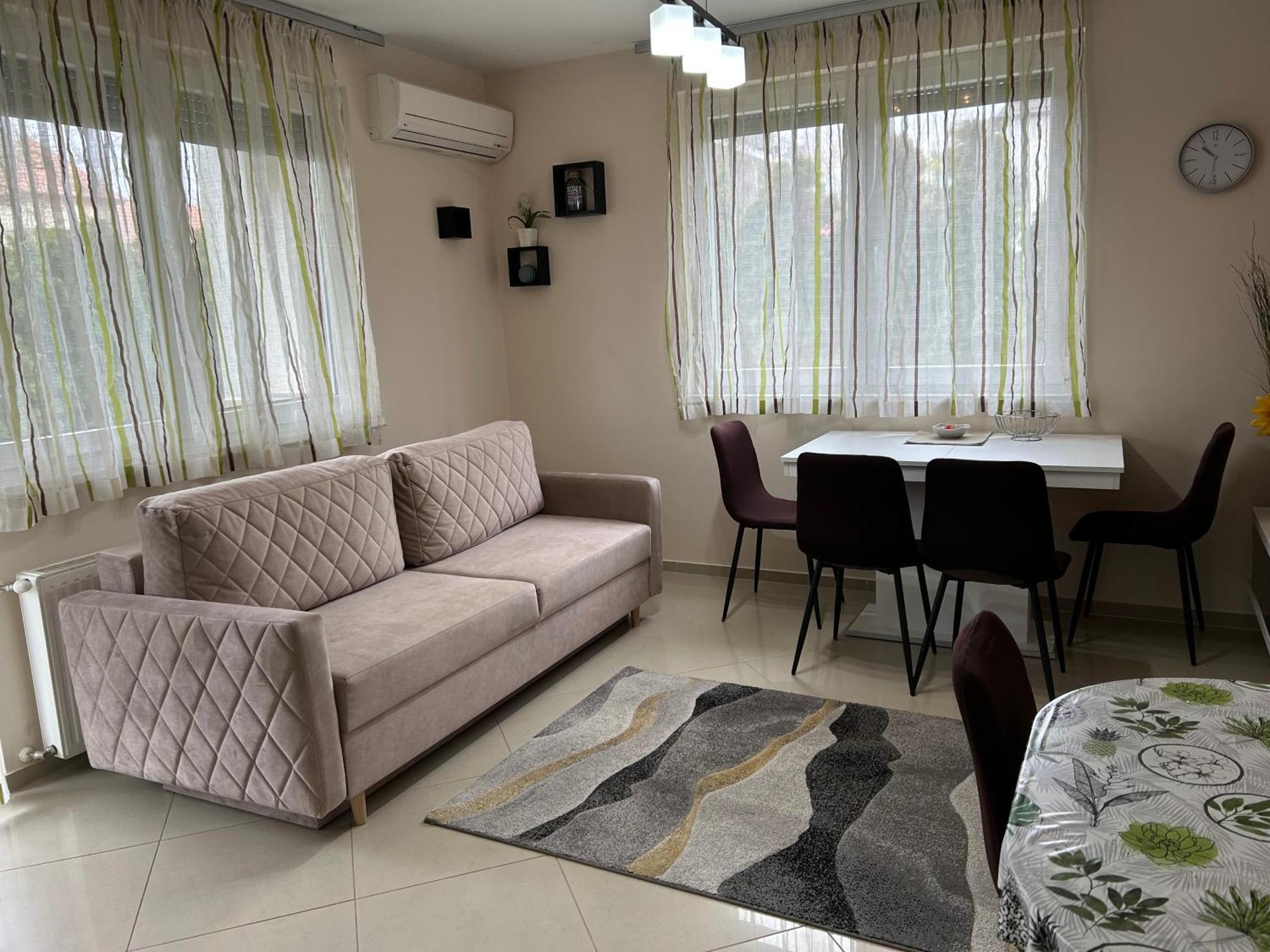 Mango Wellness Apartman Siofok Exterior photo